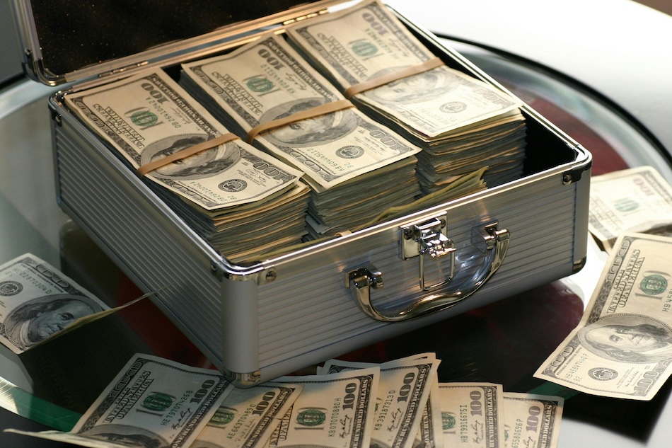 Glen Cove Man Convicted in $1 Million Ponzi Scheme